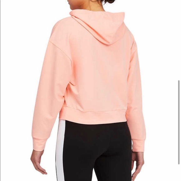 ⭐️ Firm Price ⭐️ NWOT Puma XL cropped hoodie - Picture 3 of 7